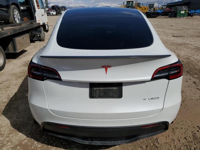 7SAYGDEF7NF397026 - 2022 TESLA MODEL Y WHITE photo 6