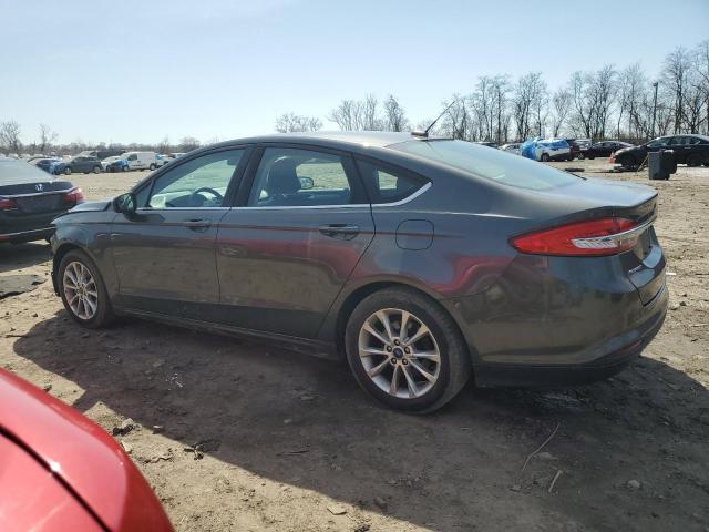 3FA6P0H72HR117040 - 2017 FORD FUSION SE GRAY photo 2