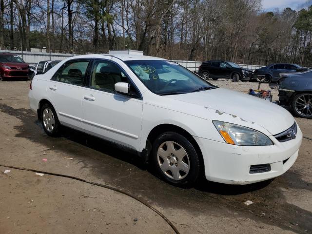 3HGCM56497G707081 - 2007 HONDA ACCORD LX WHITE photo 4