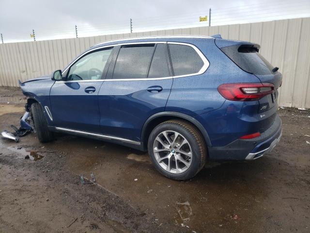 5UXCR6C04M9F45753 - 2021 BMW X5 XDRIVE40I BLUE photo 2