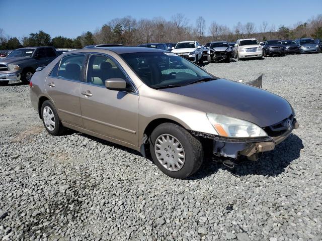 1HGCM56435A091762 - 2005 HONDA ACCORD LX GOLD photo 4