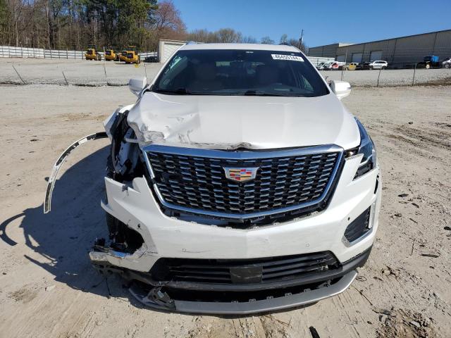 1GYKNDR40MZ152606 - 2021 CADILLAC XT5 PREMIUM LUXURY WHITE photo 5