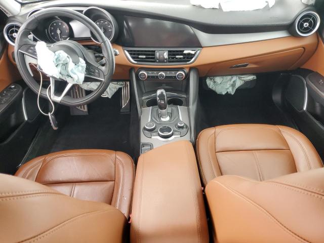 ZARFAEDN3H7553549 - 2017 ALFA ROMEO GIULIA Q4 白色 照片 8