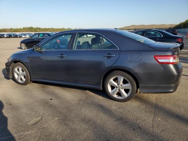 4T1BF3EK1BU661191 - 2011 TOYOTA CAMRY BASE GRAY photo 2