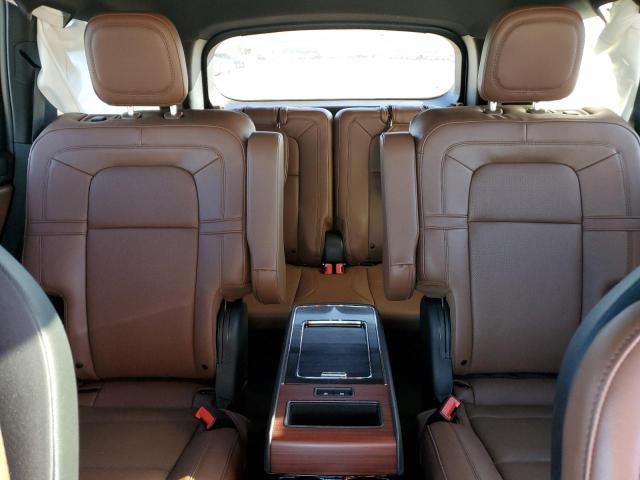 5LM5J7XCXPGL29049 - 2023 LINCOLN AVIATOR RESERVE 白色 照片 10