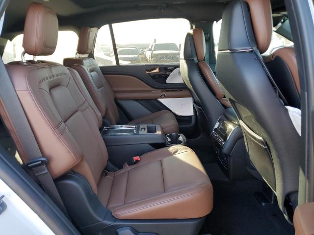 5LM5J7XCXPGL29049 - 2023 LINCOLN AVIATOR RESERVE 白色 照片 11