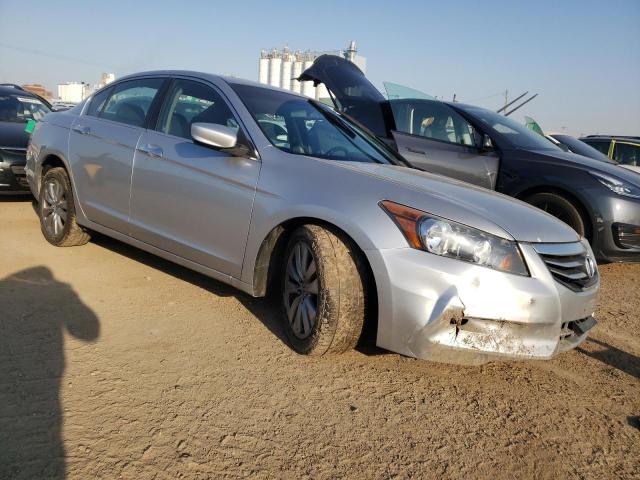 1HGCP3F88CA015840 - 2012 HONDA ACCORD EXL SILVER photo 4