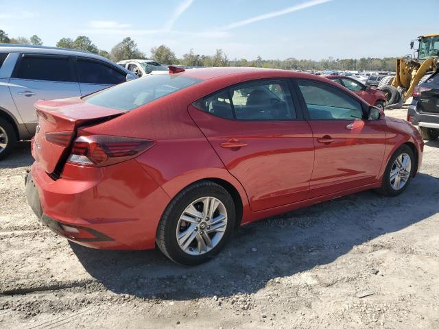 5NPD84LF7KH464166 - 2019 HYUNDAI ELANTRA SEL RED photo 3