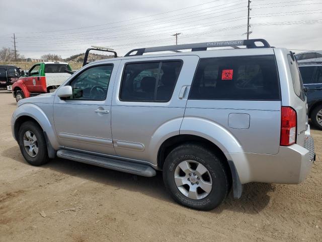 5N1AR18U25C712325 - 2005 NISSAN PATHFINDER LE SILVER photo 2