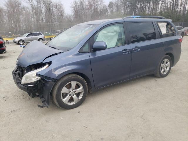 5TDKK3DC5FS637092 - 2015 TOYOTA SIENNA LE BLUE photo 1