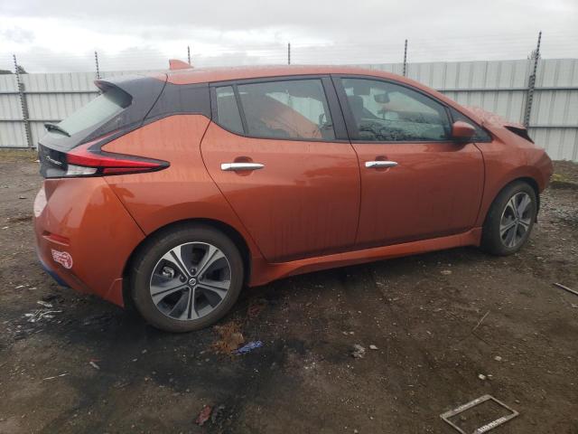 1N4AZ1CV9NC551384 - 2022 NISSAN LEAF SV ORANGE photo 3