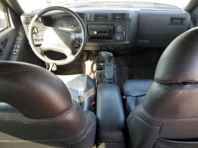 1GKDT13W4V2569271 - 1997 GMC JIMMY Rot Foto 8