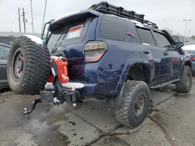 JTEBU5JRXJ5552032 - 2018 TOYOTA 4RUNNER SR5/SR5 PREMIUM 蓝色 照片 3