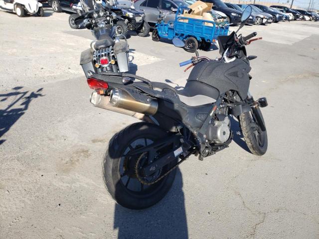 WB1018907BZY93813 - 2011 BMW G650 GS BLACK photo 4