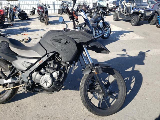 WB1018907BZY93813 - 2011 BMW G650 GS BLACK photo 5