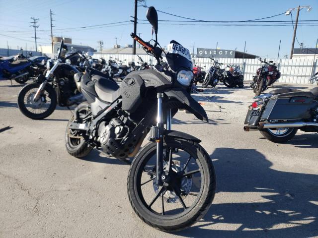 WB1018907BZY93813 - 2011 BMW G650 GS BLACK photo 9