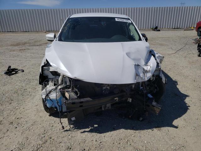 3N1AB7AP3GY301383 - 2016 NISSAN SENTRA S WHITE photo 5