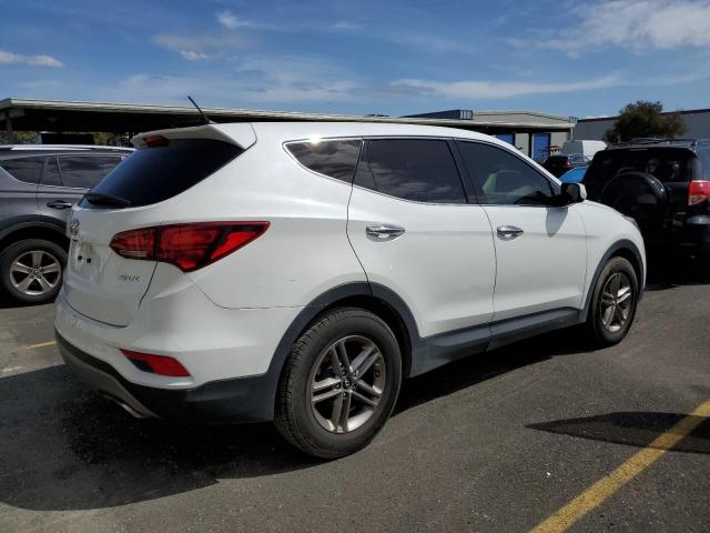 5NMZT3LB3JH089030 - 2018 HYUNDAI SANTA FE S WHITE photo 3