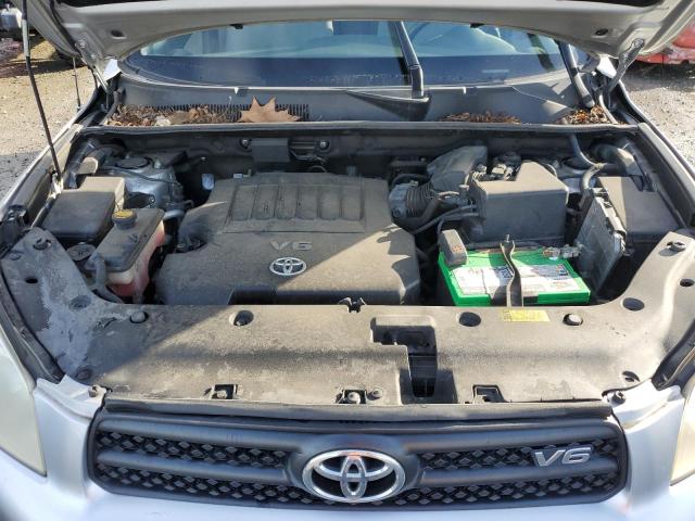 JTMBK33V676015847 - 2007 TOYOTA RAV4 SILVER photo 12