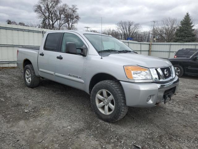 1N6AA0EC6BN309754 - 2011 NISSAN TITAN S SILVER photo 4