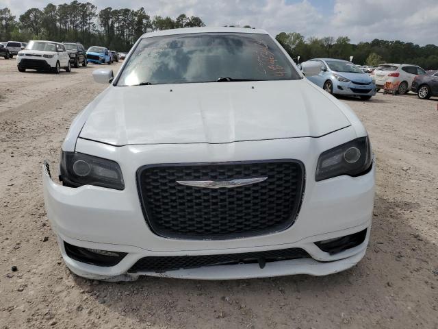 2C3CCABG0JH204013 - 2018 CHRYSLER 300 S WHITE photo 5