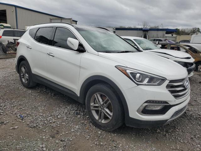 5NMZUDLB3HH040133 - 2017 HYUNDAI SANTA FE S WHITE photo 4