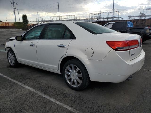 3LNHL2GC4CR818322 - 2012 LINCOLN MKZ WHITE photo 2