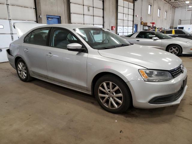 3VWDZ7AJ1BM330153 - 2011 VOLKSWAGEN JETTA SE SILVER photo 4