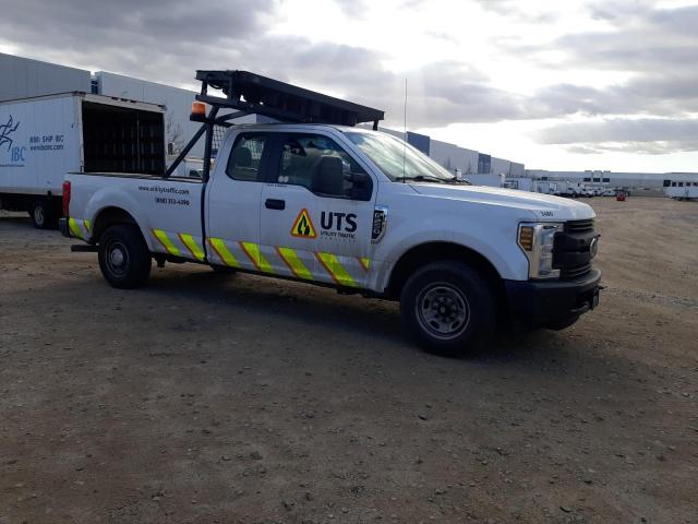 1FT7X2A68KEE26789 - 2019 FORD F250 SUPER DUTY Beyaz fotoğraf 4