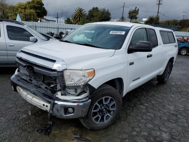 5TFUY5F14FX462715 - 2015 TOYOTA TUNDRA DOUBLE CAB SR/SR5 WHITE photo 1