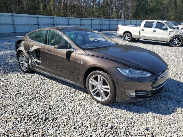 5YJSA1CN9DFP24795 - 2013 TESLA MODEL S BROWN photo 4