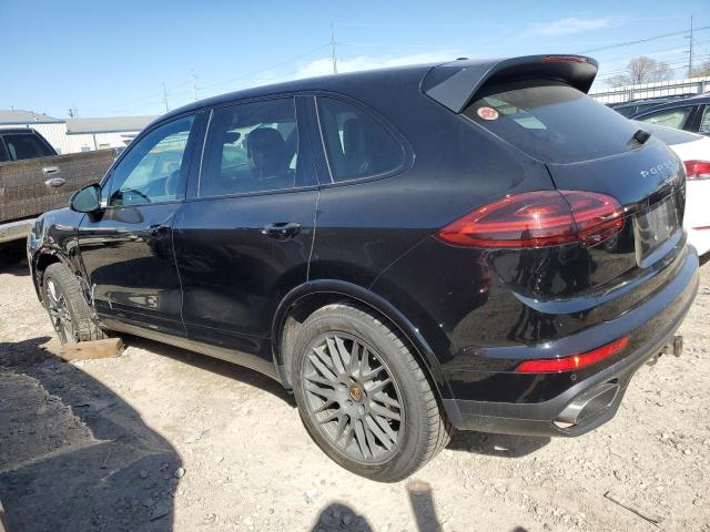 WP1AA2A20JKA06981 - 2018 PORSCHE CAYENNE BLACK photo 2