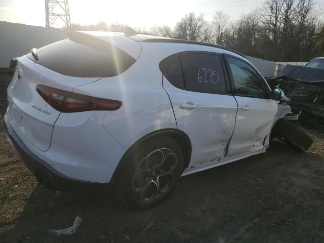 ZASPAKBN8P7D50193 - 2023 ALFA ROMEO STELVIO TI WHITE photo 3