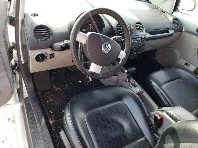 3VWBM31YX5M369548 - 2005 VOLKSWAGEN NEW BEETLE GL 银色 照片 8