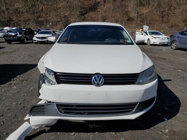 3VWDP7AJ7DM211905 - 2013 VOLKSWAGEN JETTA SE WHITE photo 5