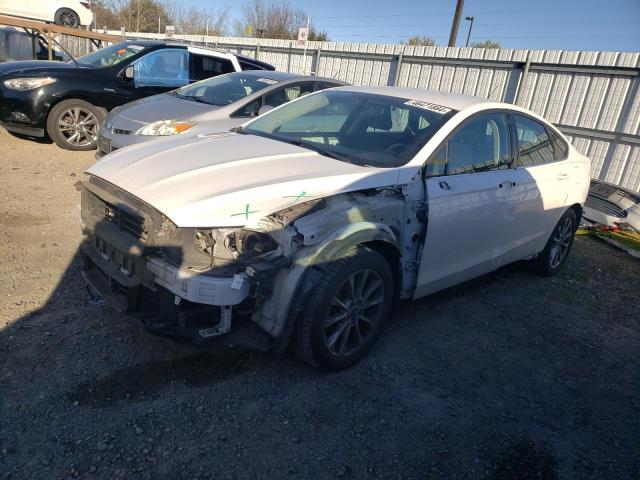 3FA6P0HD4HR195731 - 2017 FORD FUSION SE WHITE photo 1