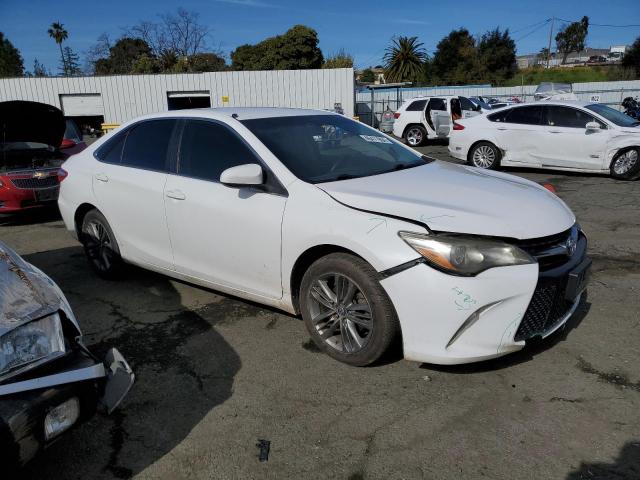 4T1BF1FK1FU907892 - 2015 TOYOTA CAMRY LE WHITE photo 4