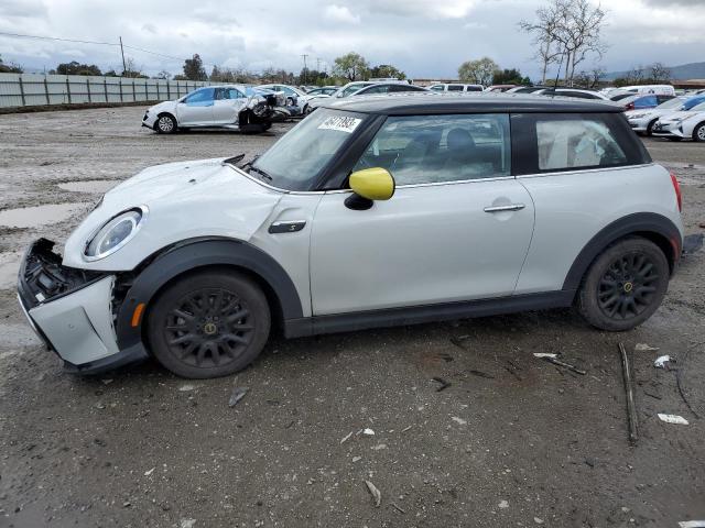 WMW13DJ08N2R60855 - 2022 MINI COOPER SE SILVER photo 1