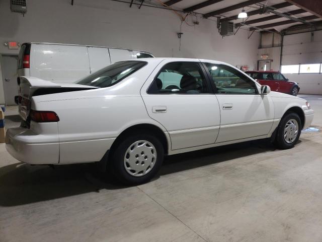 4T1BG22K5VU799820 - 1997 TOYOTA CAMRY CE WHITE photo 3