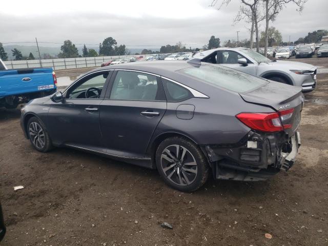 1HGCV3F95JA009828 - 2018 HONDA ACCORD TOURING HYBRID CHARCOAL photo 2