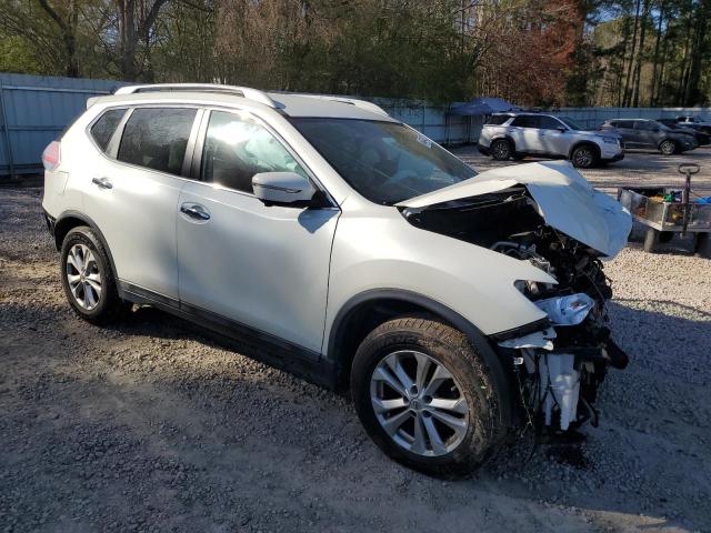 5N1AT2MT0FC784811 - 2015 NISSAN ROGUE S WHITE photo 4