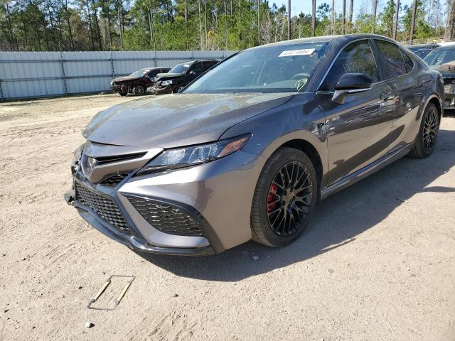4T1G11AKXPU790147 - 2023 TOYOTA CAMRY SE NIGHT SHADE GRAY photo 1