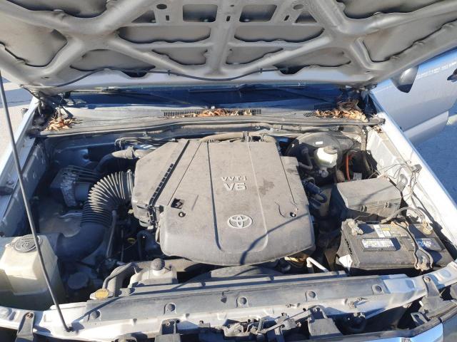 5TFJU4GN1BX001489 - 2011 TOYOTA TACOMA DOUBLE CAB PRERUNNER SILVER photo 11