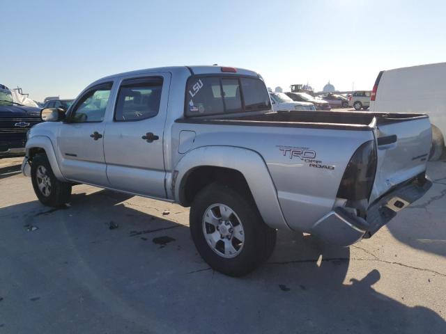 5TFJU4GN1BX001489 - 2011 TOYOTA TACOMA DOUBLE CAB PRERUNNER SILVER photo 2