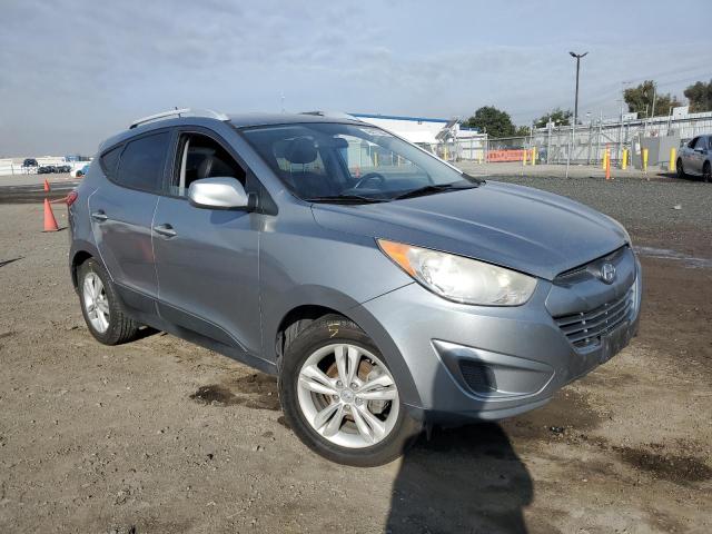 KM8JU3ACXAU109641 - 2010 HYUNDAI TUCSON GLS SILVER photo 4