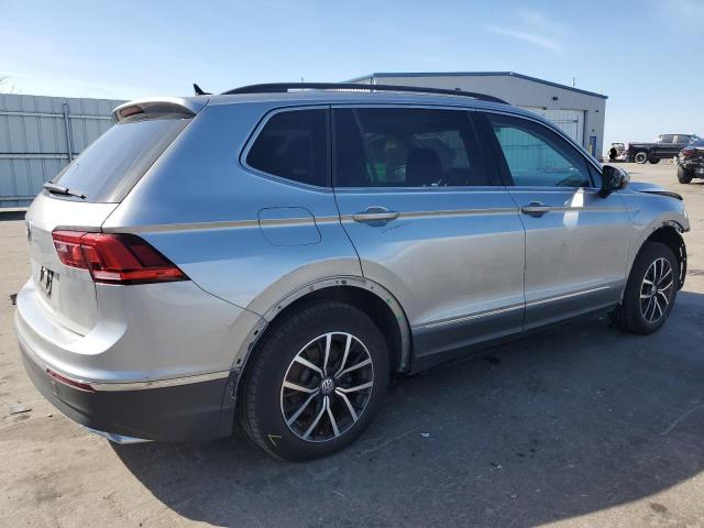 3VV3B7AX7MM100290 - 2021 VOLKSWAGEN TIGUAN SE SILVER photo 3