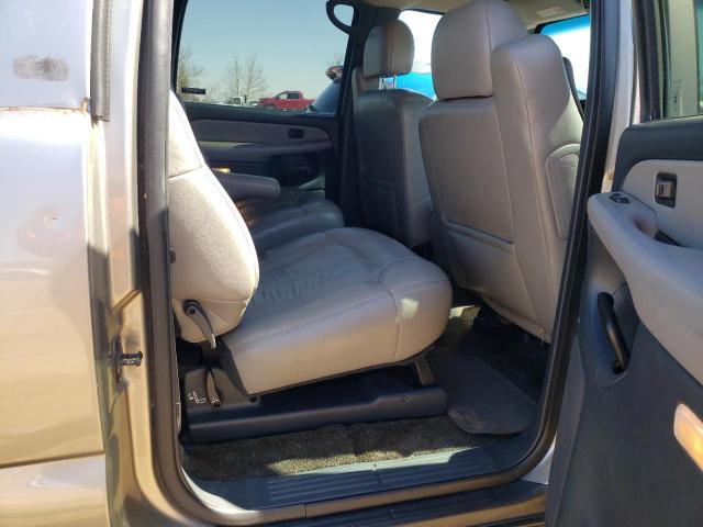 3GNEC16T41G118237 - 2001 CHEVROLET SUBURBAN C1500 GRAY photo 11