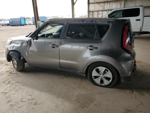 KNDJN2A21G7318129 - 2016 KIA SOUL SILVER photo 2