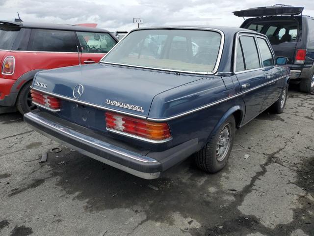 WDBAB33A4CB003785 - 1982 MERCEDES-BENZ 300 DT BLUE photo 3