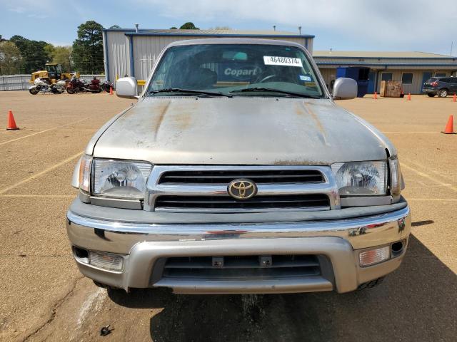 JT3GN86R720228945 - 2002 TOYOTA 4RUNNER SR5 SILVER photo 5